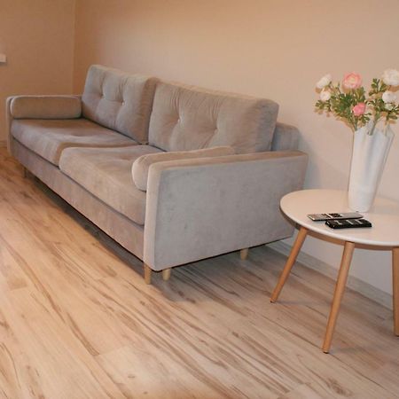 Apartament Grochowska Warszawa Buitenkant foto