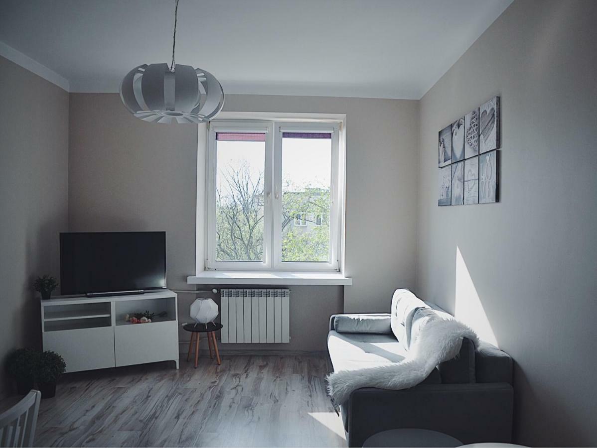Apartament Grochowska Warszawa Buitenkant foto