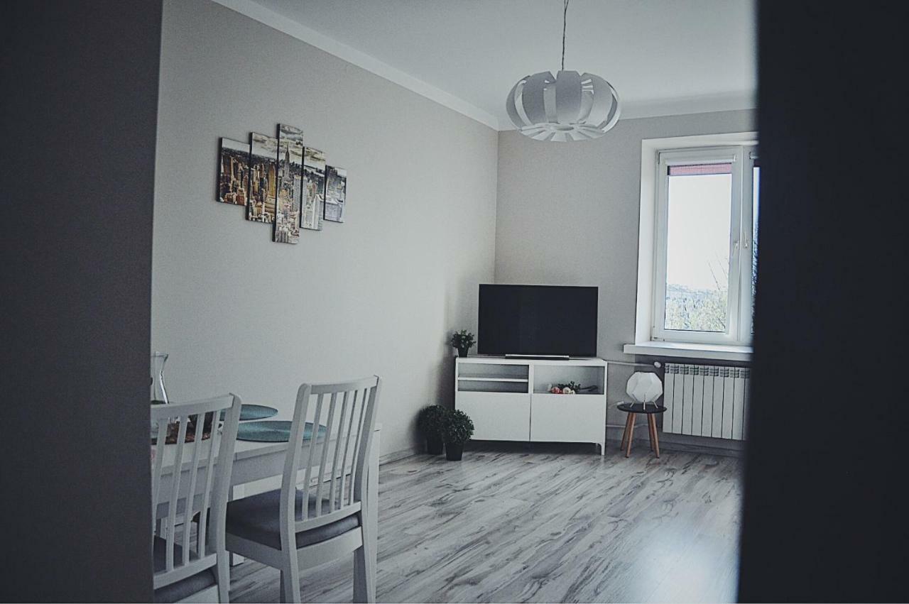 Apartament Grochowska Warszawa Buitenkant foto